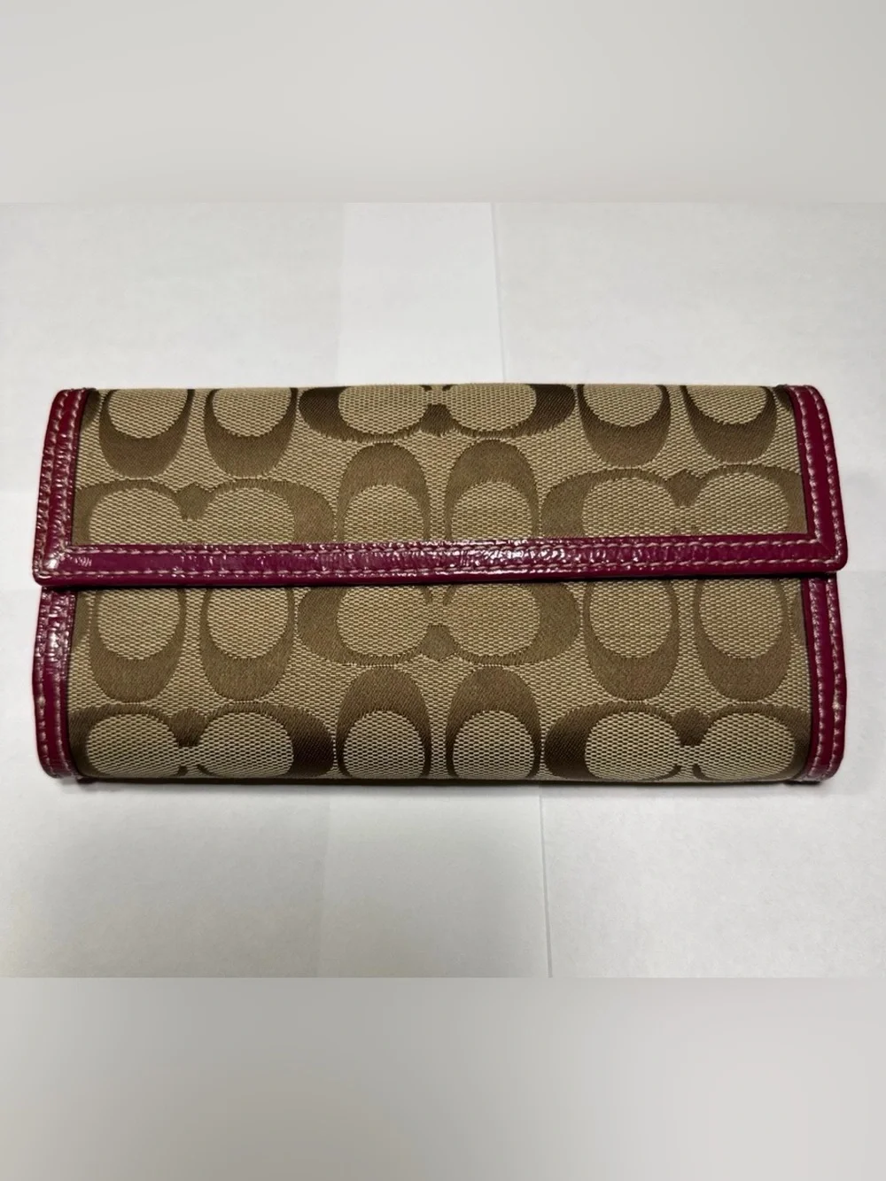 Coach Hampton Signature Slim Envelope Turnlock Wallet